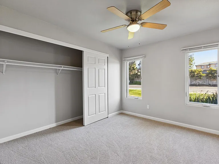Villa Palms Apartment Homes — Photo 11