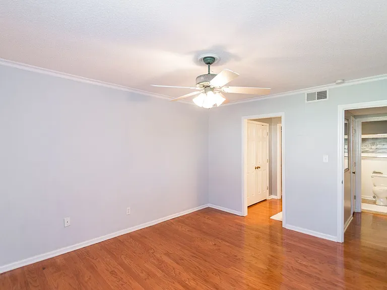 140 Lake Concord Rd NE #B4 — Photo 12