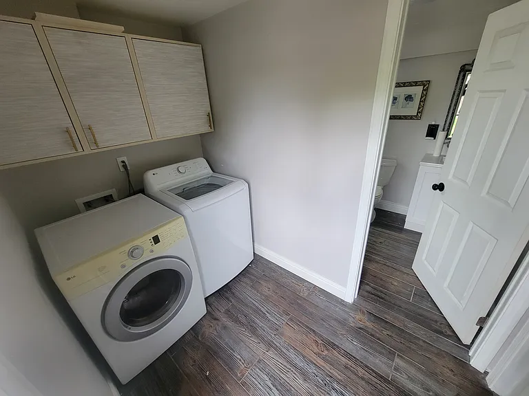4364 Edwards Ln — Photo 12