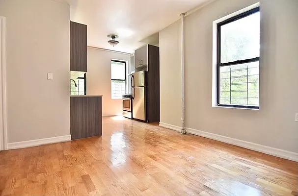 Rented by Hagstrom Management Inc | media 6