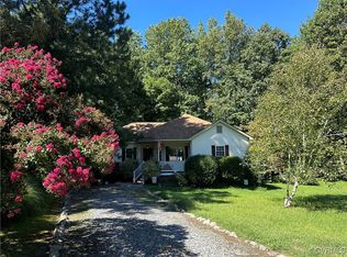 11937 Hardwood Dr, Midlothian, VA 23114
