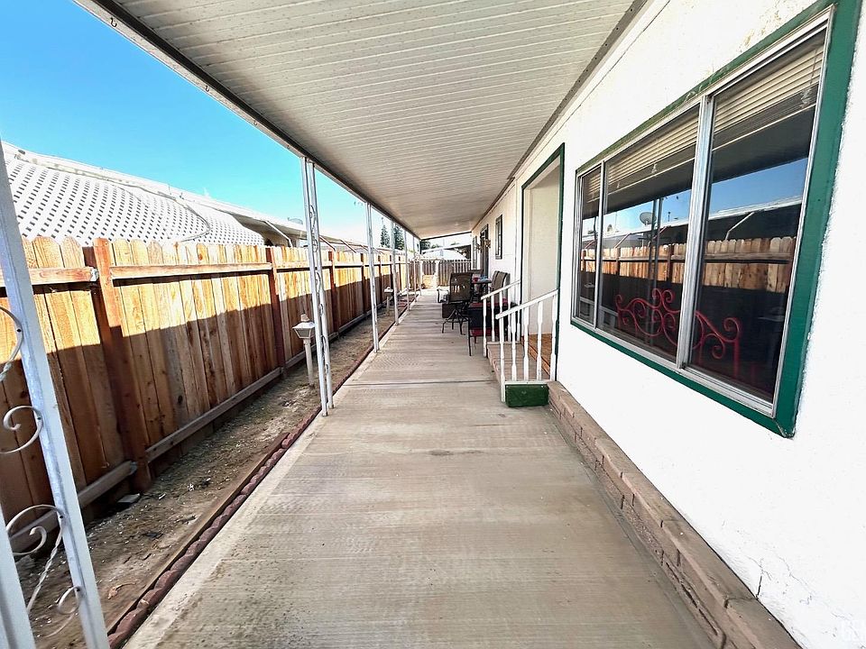 2nd image of 713 45th St