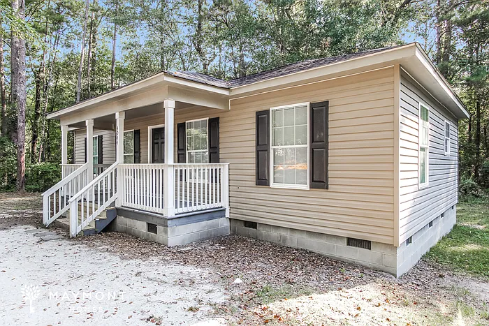 3 bed, 2.0 bath, 1192 sqft, $1,595 — Photo 2