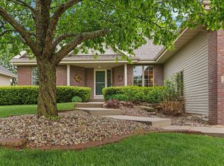 393 Riviera St, Oregon, WI 53575