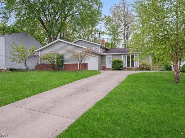 3920 Skyview Dr, Brunswick, OH 44212