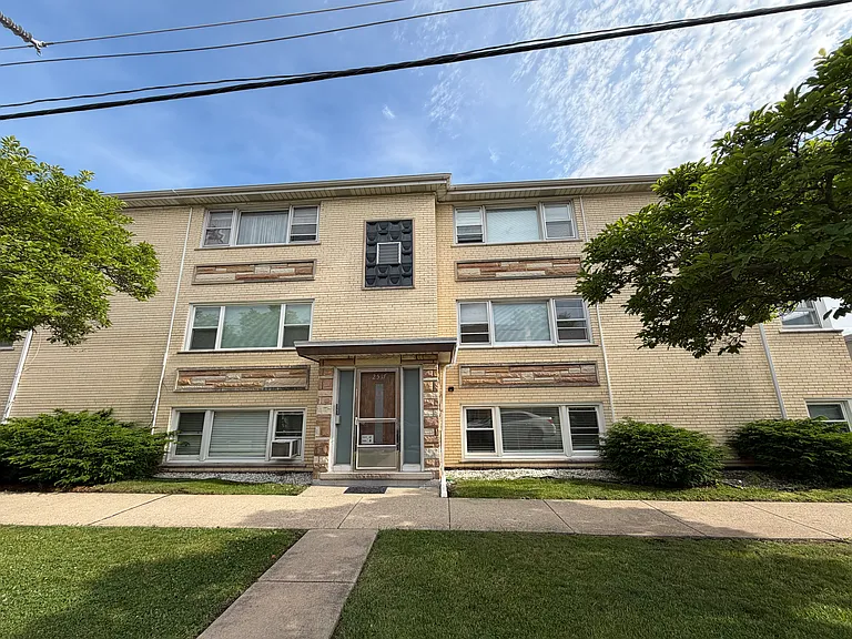2517 N 72nd Ct #GW — Photo 1