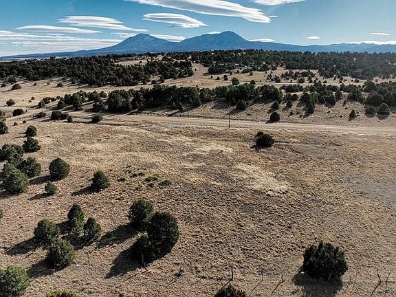 2nd image of 37 Navajo Rd