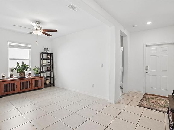 5th image of 1718 Red Loop