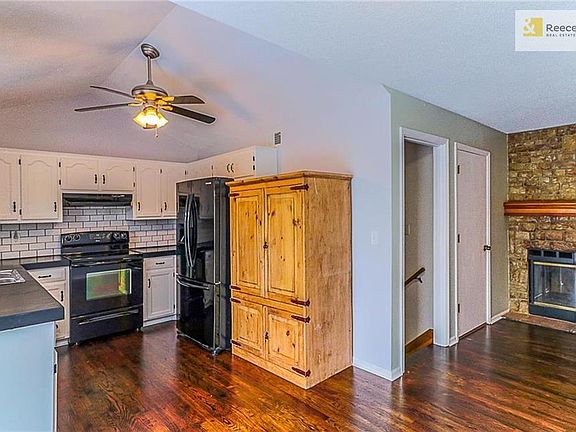 5th image of 1823 NE McKee Ln