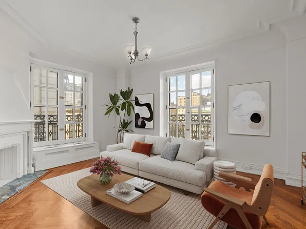 2109 Broadway image 1 of 17