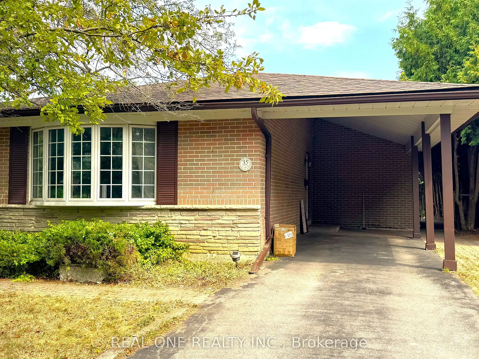 4 bed, $3,800 — Photo 2