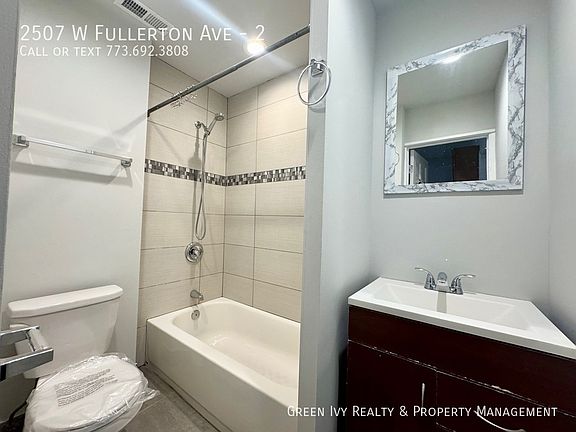 3rd image of 2507 W Fullerton Ave APT 2