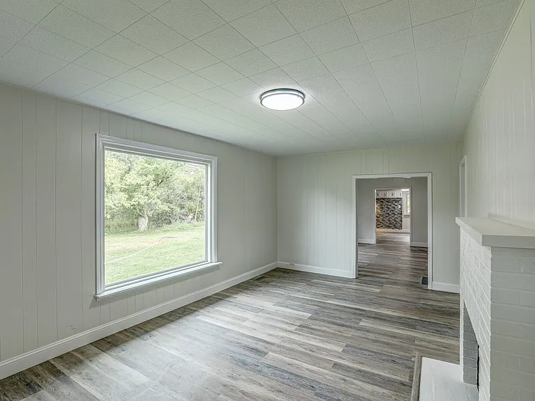 124 Harber Ln — Photo 8