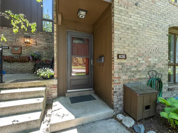 826 Earhart Rd, Ann Arbor, MI 48105
