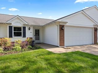 943 Hidden Valley Dr, Huron, OH 44839