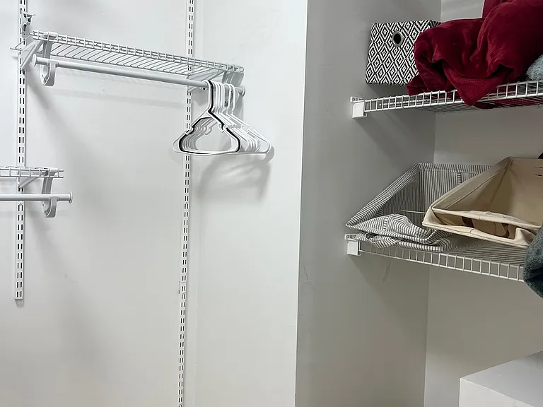 122 Erica Dr — Photo 17
