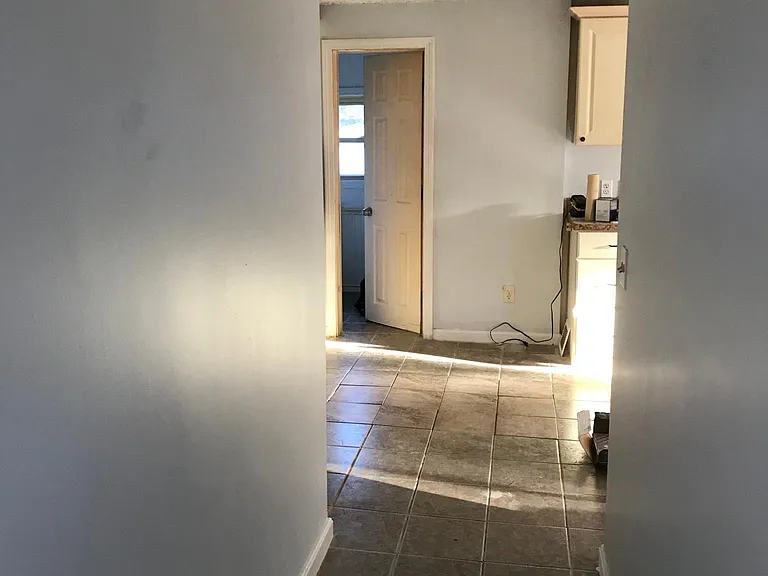 230 Chestnut St #B — Photo 8