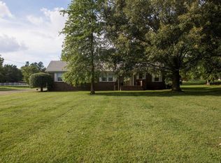 1389 Compton Rd, Murfreesboro, TN 37130