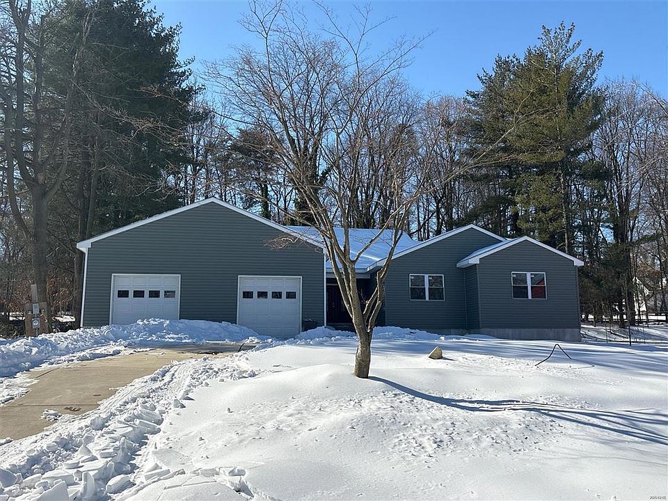 1st image of 308 Quaker Rd