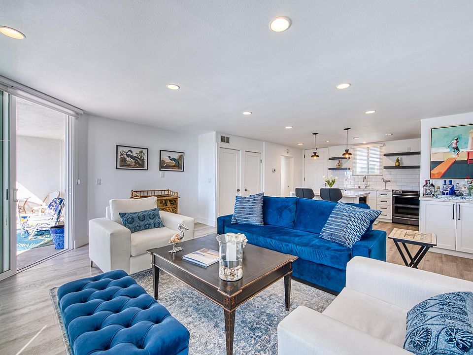 1st image of 707 Avocado Ave #210