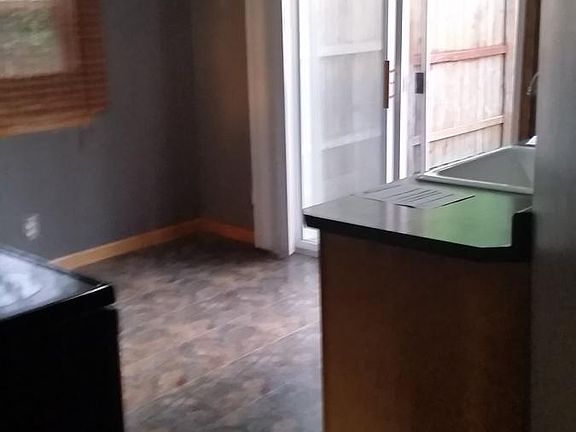 4th image of 209 Oregon Ave