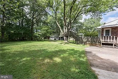10505 Forest Ave — Photo 19