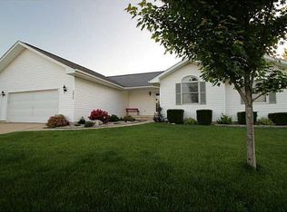 2405 Valleyview Ct, Marion, IA 52302