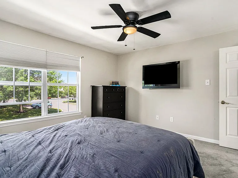 5905 Drawbridge Ct — Photo 19
