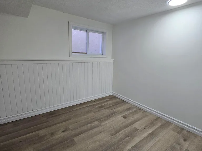 901 Lawson Rd — Photo 12