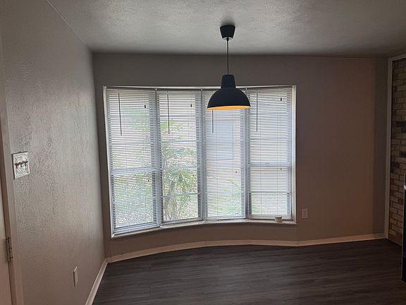 3rd image of 244 Hialeah Park St