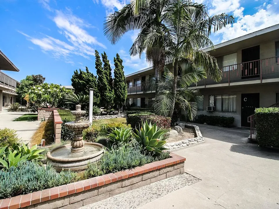 12054 Downey Ave.