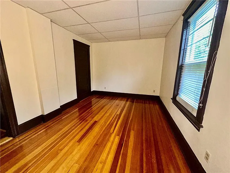 14 Courtland St #3 — Photo 7