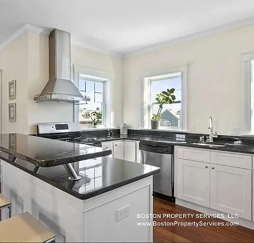 15 Millmont St #2 — Photo 26