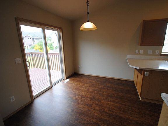 4th image of 20301 81st Ave E