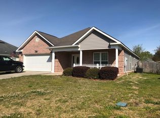 207 Sunnymeade Dr, Warner Robins, GA 31093