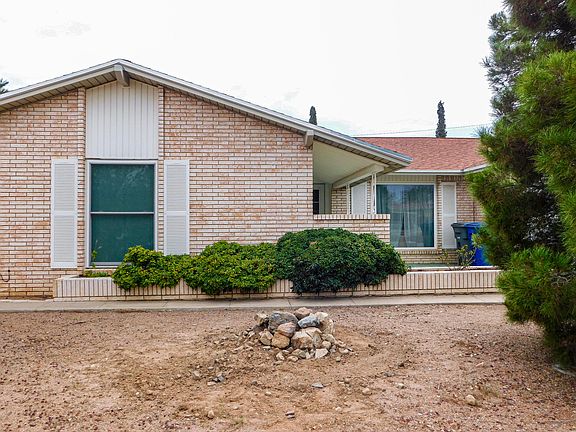 2nd image of 10160 Lakeview Dr