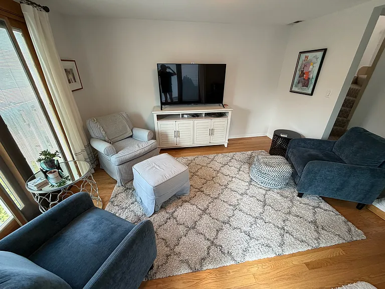 1435 W School St #2 — Photo 14