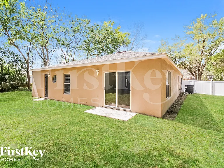 1844 Doe Lake Ct — Photo 15