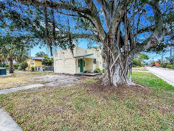 2nd image of 501 Pilgrim Road