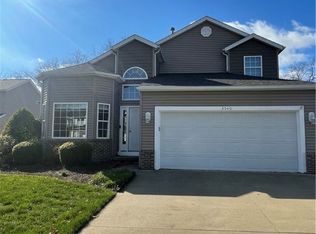 3540 Chanticleer Ct, Uniontown, OH 44685