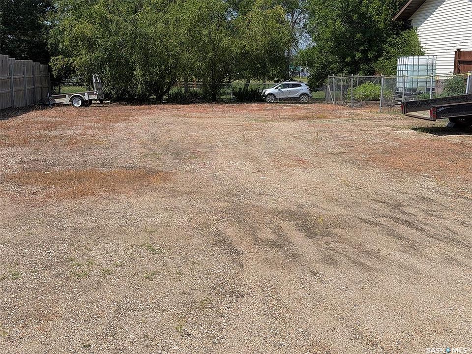 2nd image of 410 Main STREET