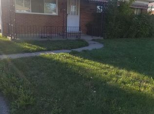 25035 Roan Ave, Warren, MI 48089