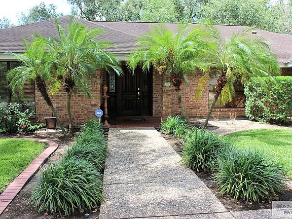 4th image of 217 Palm Valley Dr W