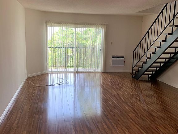 3rd image of 4479 Rockland Pl APT 11
