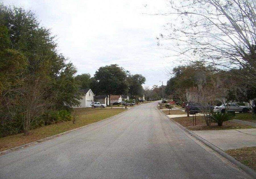 2nd image of 3048 Hickory Glen Dr
