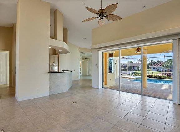 3rd image of 5340 SW 11th Ave