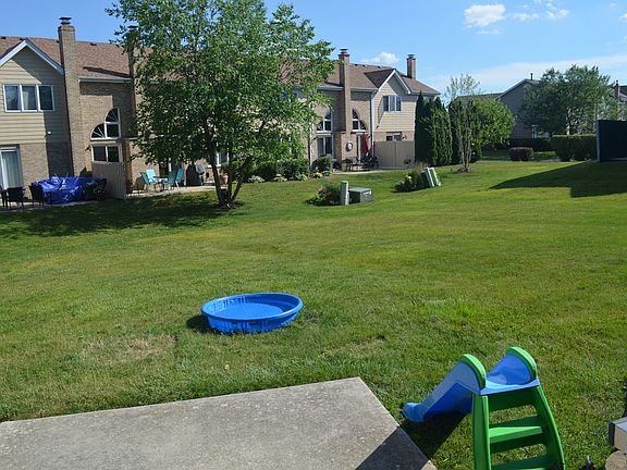 3rd image of 8405 Dunmore Dr