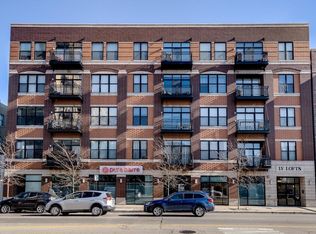 3245 N Ashland Ave APT 2C, Chicago, IL 60657