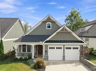 9815 Orchard Trl, Montgomery, OH 45242