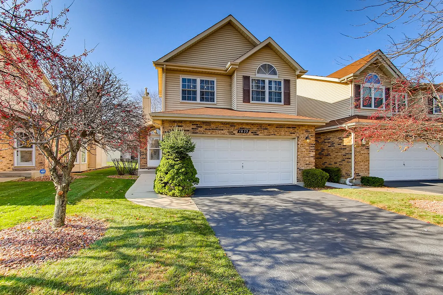 1052 N Jamey Ln photo 1